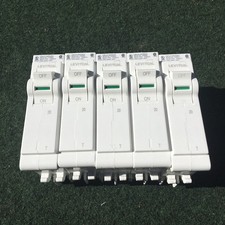 Lot Of 5 Leviton LB120 T 20A 1-Pole PlugOn Standard Branch Circuit Breaker