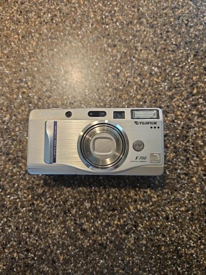 Fujifilm FinePix F700 Digital Cameras for Sale - Shop New & Used