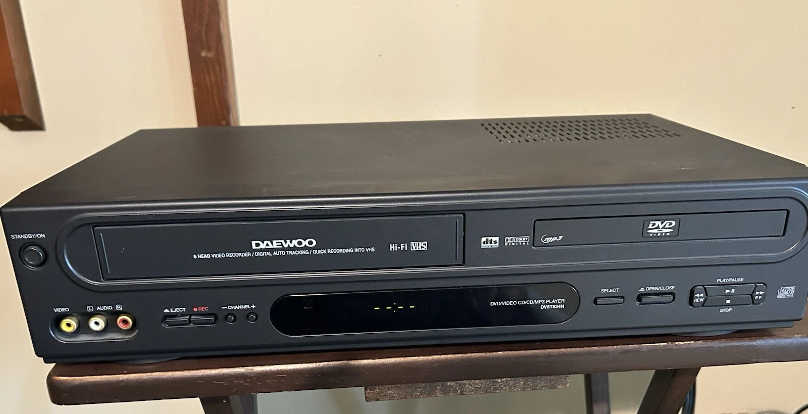 DAEWOO DVD/VIDEO CD/CD/MP3 Combo Player Model DV6T834N TESTED NO REMOTE