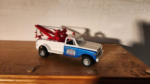 Dukes Of Hazzard County Cooters 1971 C30 Chevy Custom Tow Truck 1:43 scale - Afbeelding 1 van 6