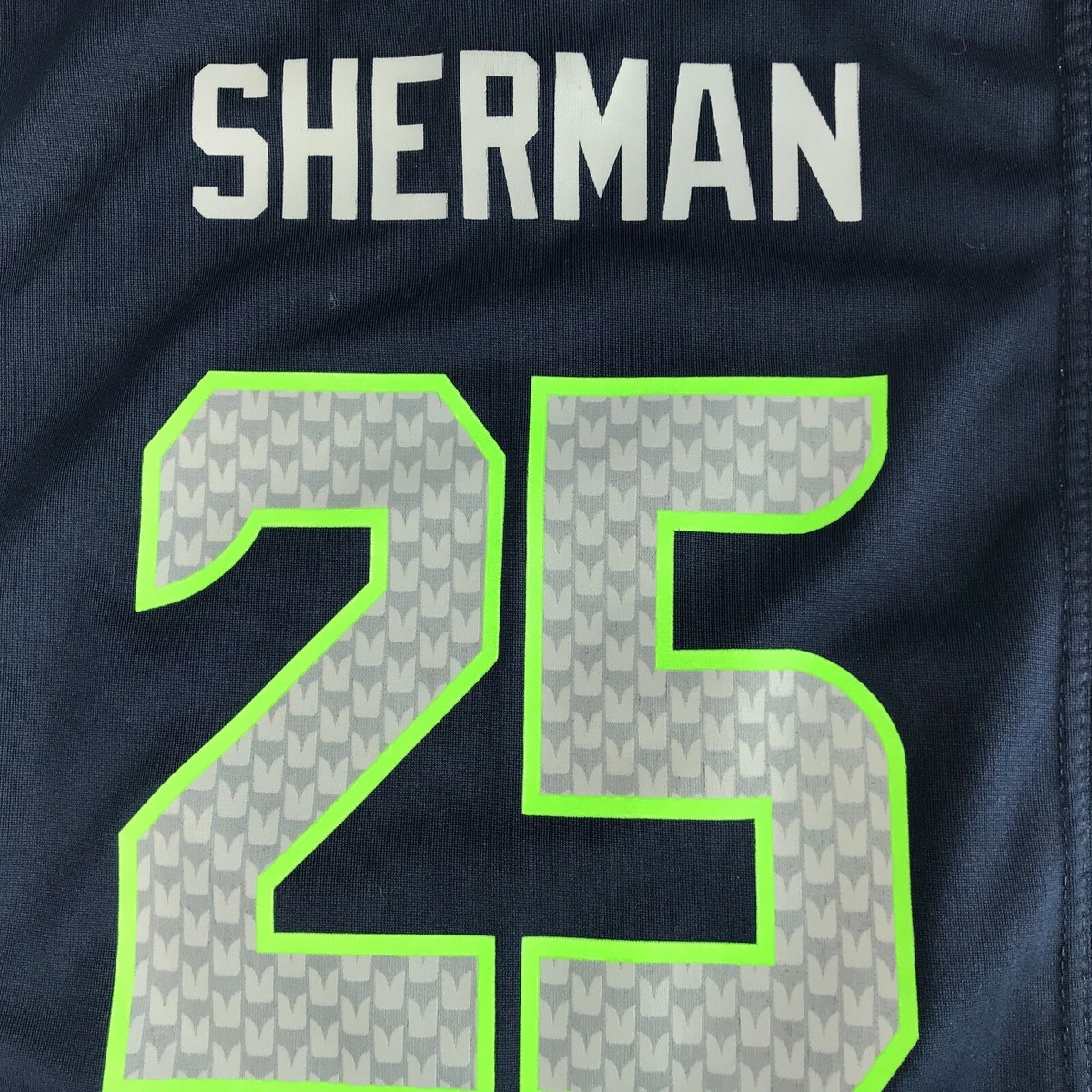 Youth Kid's Seattle Seahawks NFL Football Jersey Size M 5/6