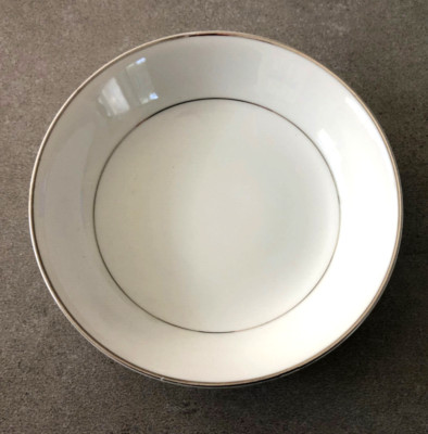 Harmony House China Mary 3835 White w/ Platinum Trim - 6'' COUPE CEREAL BOWL
