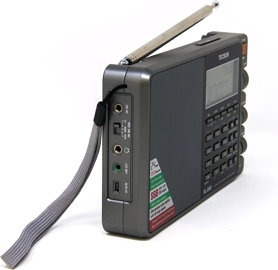 Tecsun PL880 Dual Conversion AM FM Shortwave World Band Radio Single Side Band - Image 3 of 4