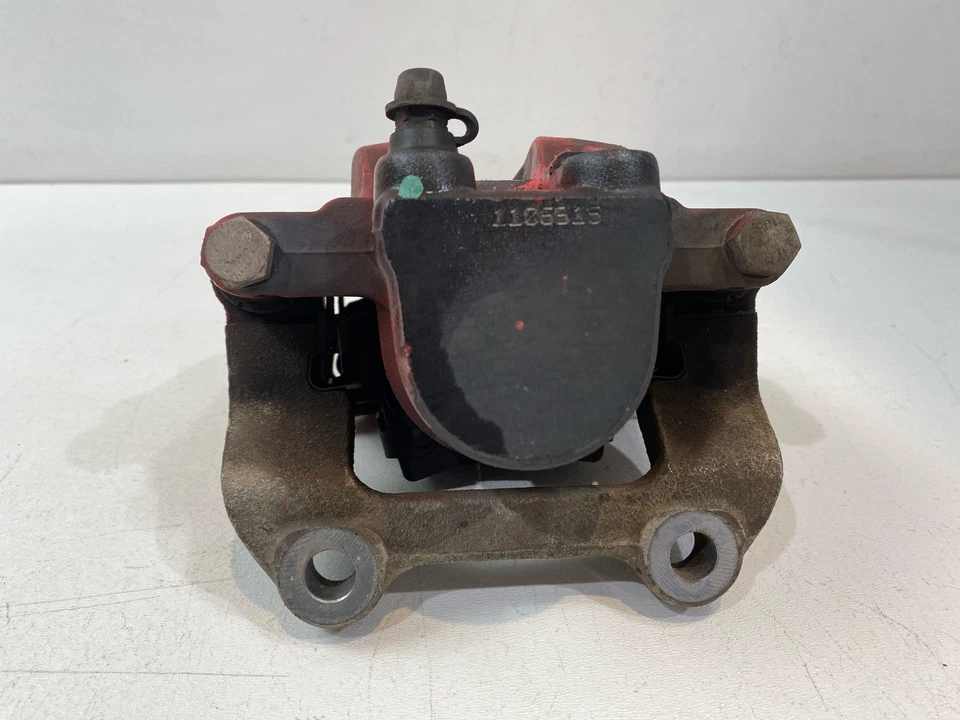 Se adapta a Dodge Charger 2006-2023 pinza de freno trasera izquierda usada sin policía OEM Foto 2 de 4