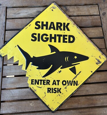 Shark sighted Shark Zone Schild 25x25 cm Diagonale 35 cm Danger Sharks !