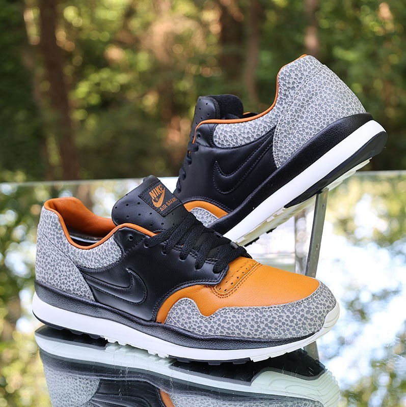 Nike Air Safari OG 2018 Men's Size 12 Black Orange Custom AO3295