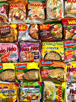 Yum Yum INDOMIE WAI WAI MAMA Instant Nudeln 30er 25 Sorten Mischung Asia Nudel