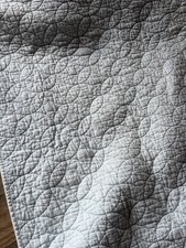 Quilt King Size Heavy Weight Blue White Reversible Design Excellent Condition