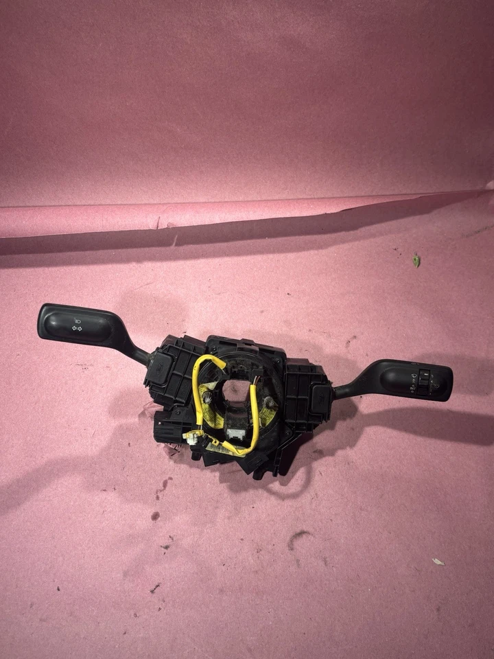 Interruptor de control de columna de limpiaparabrisas lámpara de luz de señal de giro Ford Mustang 2005-2007 Foto 2 de 4