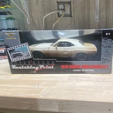 Ertl 1/18 Scale 1970 Dodge Challenger R/T American Muscle Vanishing Point