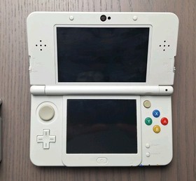 Nintendo New 3DS White | Charger + 64GB SD Card | Region Free | USA Seller