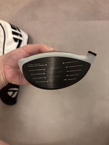 Taylormade Sim2 ( 9.0 ) Driver Head Only ( RH ) from JP - Picture 2 of 4