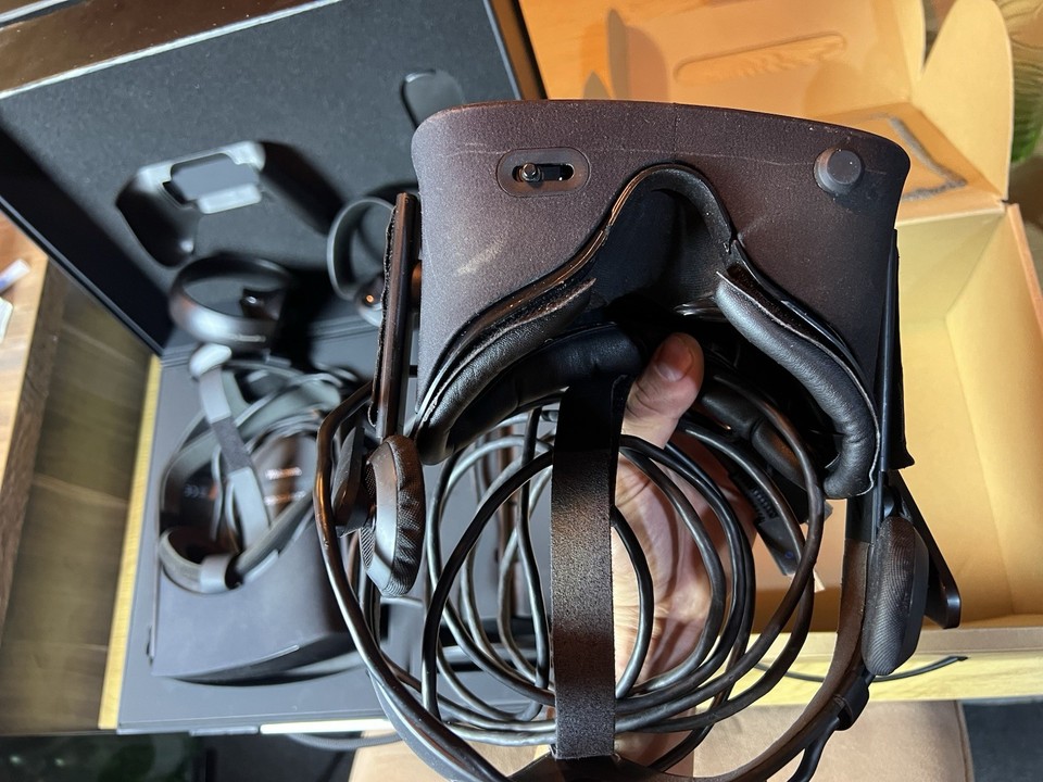 Cv1 Oculus Rift CV1 VR Set – 2x Engineering Sample (Prototyp!), Controller ...