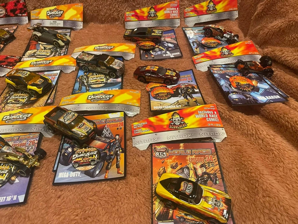 Assorted Hot Wheels World Race Highway 35 Cars w/ Comics and/or Pogs - Image 4 of 4