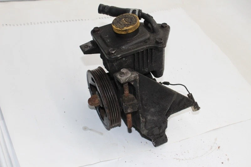 Servopumpe mit Kabel für Subaru Impreza GT / WRX GC8 & GF8 1998–2000 - Image 3 of 4