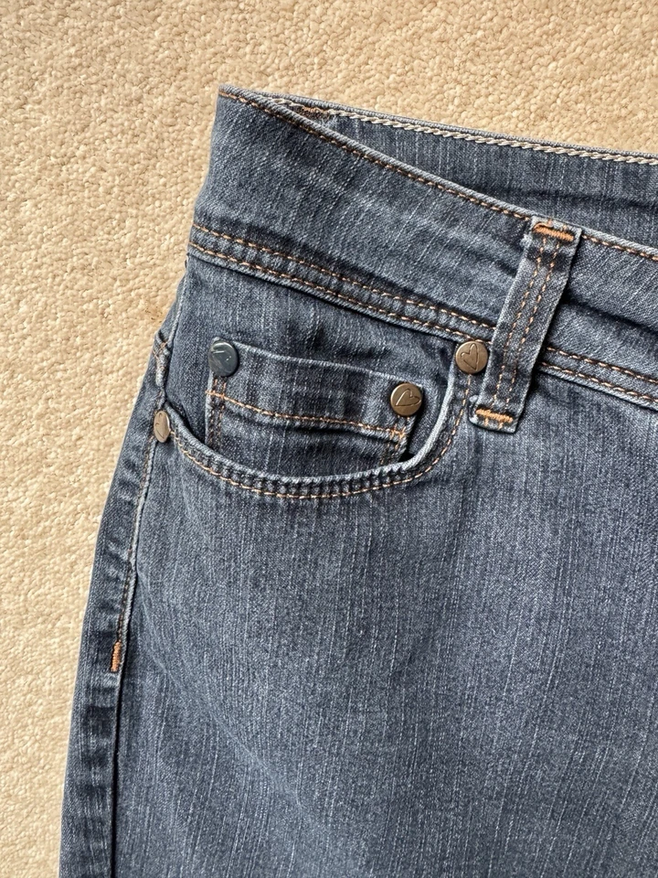 PER UNA (M&S) Blue Jeans 10S Cotton With Elastane W27” Inside Leg 26” Ankle 7” - Image 3 of 4