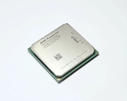 AMD Sempron 64 3000+ 1.8 GHz - SDA3000AIO2BX Socket 754