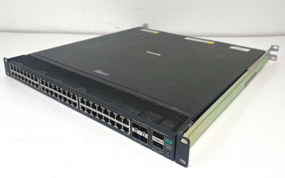 JG894A HPE FlexFabric 5700 48G 4XG 2QSFP+ Switch - Image 2 of 4