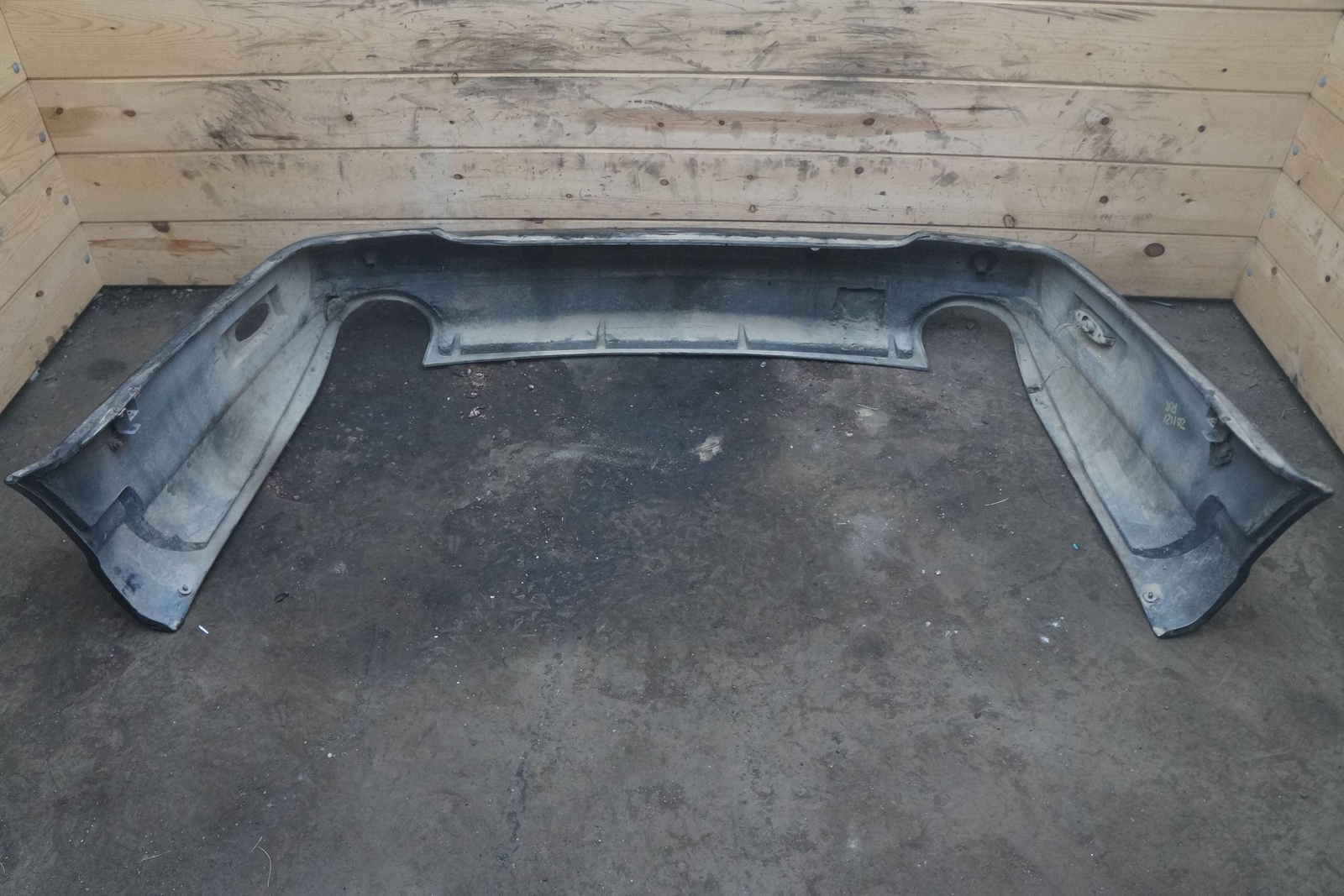 Rear Bumper Cover Assembly Black Bentley Arnage T 2002
