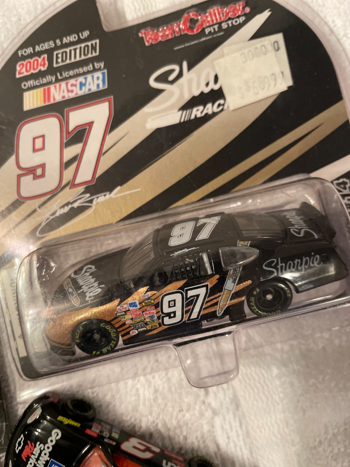 Nascar diecast 1:64 scale collectable cars, 6 new unopened, 2 used 2004