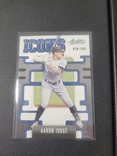 2021 Panini Absolute Icons Green Foil #I-9 Aaron Judge New York Yankees 