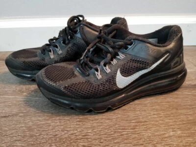 Nike Womens Athletic Shoes Black White Low Top Lace Up Mesh