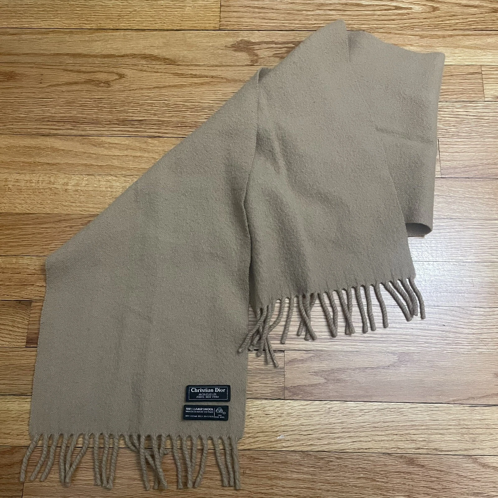 Foulard Christian Dior Monsieur beige 100% laine d'agneau fabriqué en GB 51x10 pouces trou