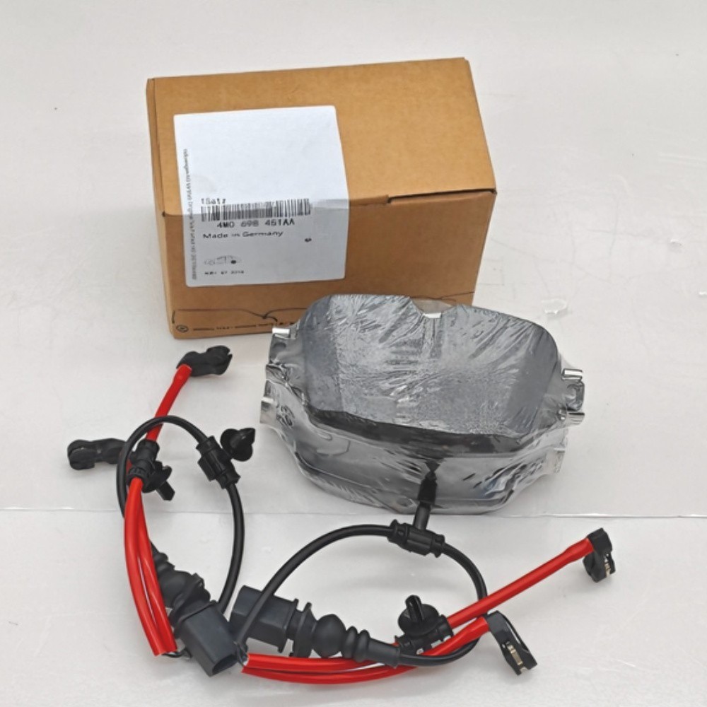 Lamborghini Urus 2018-2022 Rear Brake pads Set P/N 4M0698451AA