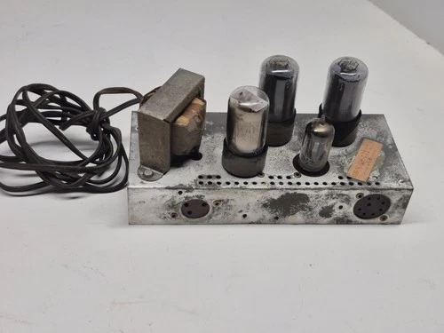 Vintage Emerson Phonoradio Turntable Small Tube Amp