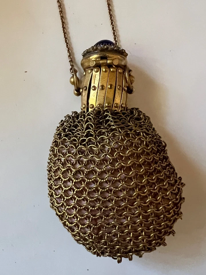 Старинный Chatelaine нищих бронзовая сетка монета сумочки синий камень украшенная драгоценными камнями крышка - Изображение 4 из 4