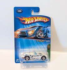 Hot Wheels T-hunt 1958 Corvette Chevy 164 White Blue Flames Unopened 2004 Hot Wheels T-hunt 1958 Corvette Chevy 164 White Blue Flames Unopened 2004