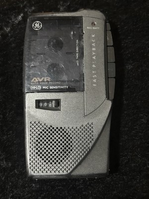 GE Micro Cassette Recorder AVR Auto Voice Record (Model 3-5385A) Fast Playback