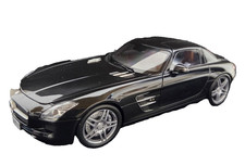 MINICHAMPS 1/18 Mercedes-Benz SLS AMG without Box