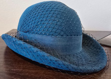 Vintage Chelton Teal 100 Wool Felt Ribbon Bowler Hat with Short Veil