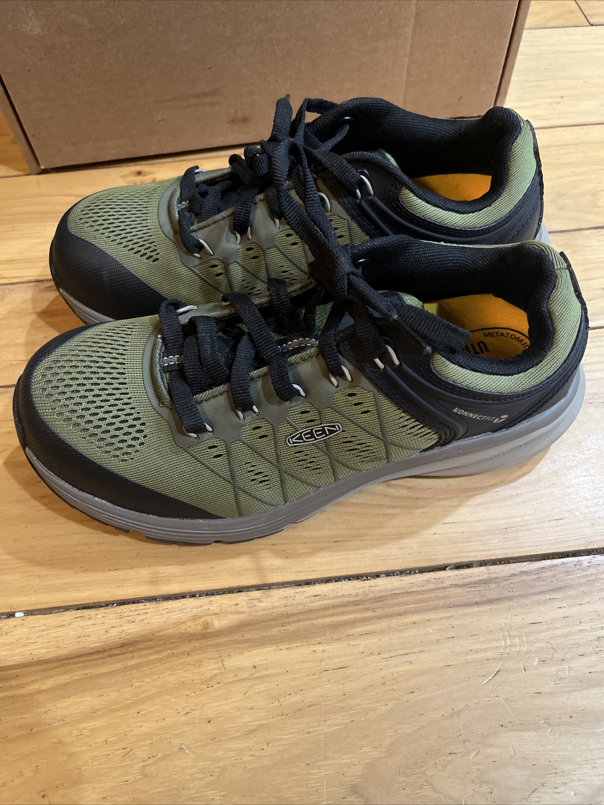 KEEN Utility Sneakers Donna 7.5 Vista Energy Punta Composita Capuleta Oliva Nero