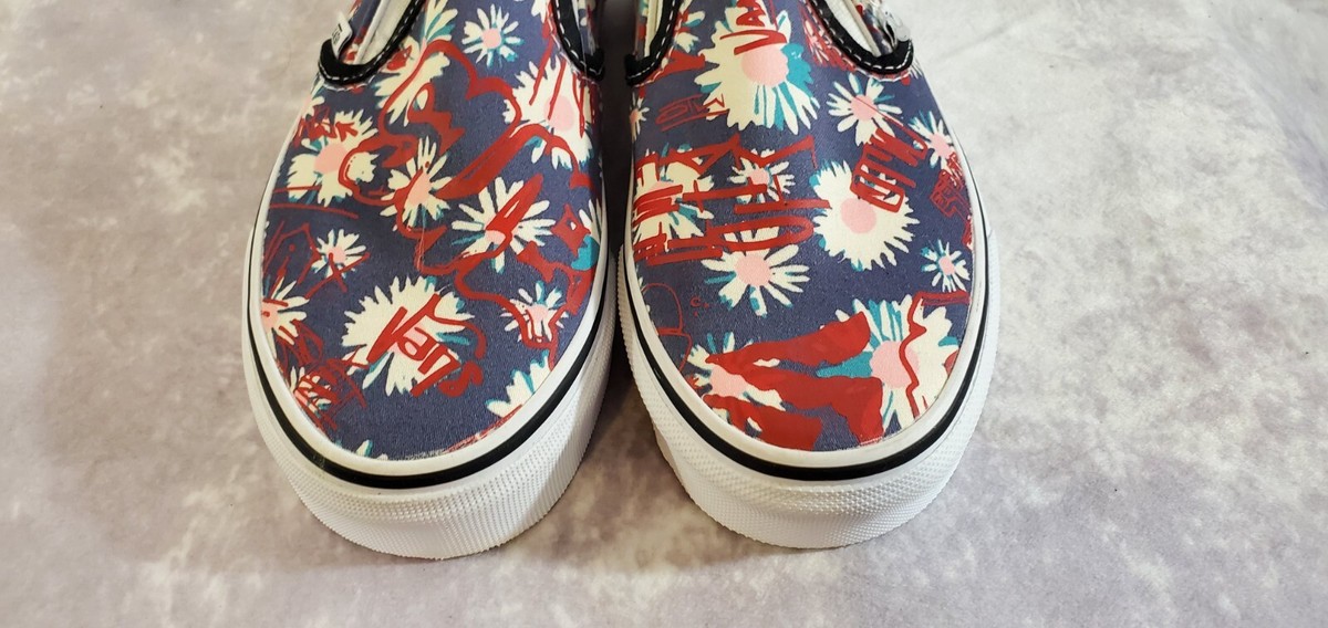 NWT Vans Shoes Slip Ons Floral Red Blue Size 10 Mens 11.5 Women Classic Slip-On Floral Sneakers | MJ Footwear main image 4