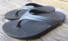 Oofos "Oolala" Black Recovery Thong Sandals Women's 10 EU 41
