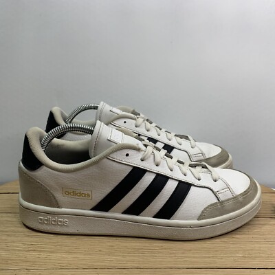 sazae　0206 Az9100443300-Sinotruck-Spare-