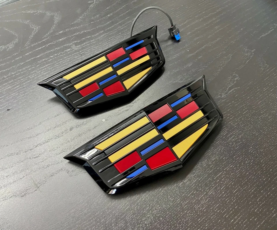 Juego emblema Escalade borde negro para 2021, 2022, 2023, 2024 Foto 4 de 4