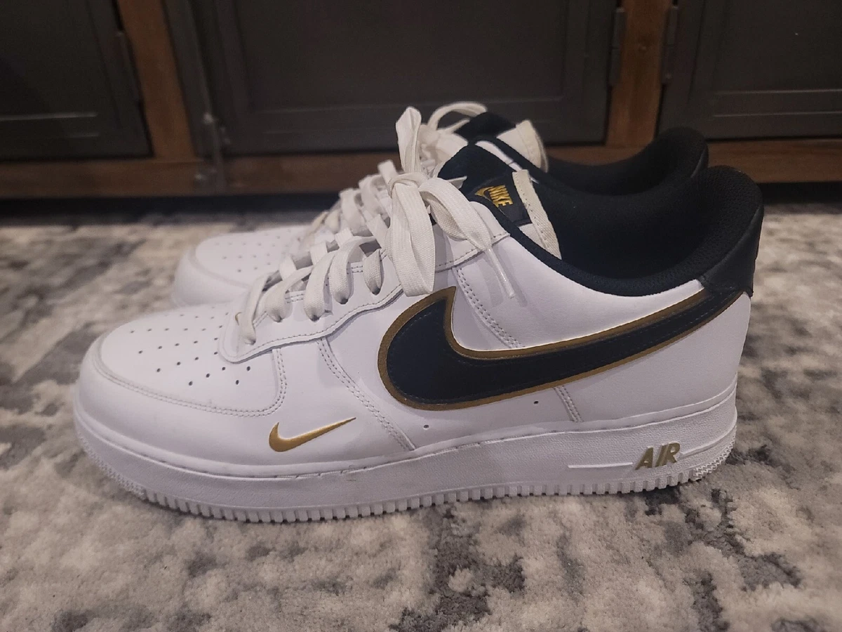 Nike shoes with metallic swoosh sales