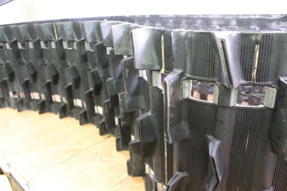 Ski-Doo Summit 670 1997 pista 136 x 15 x 1,5/2,52 Foto 4 de 4