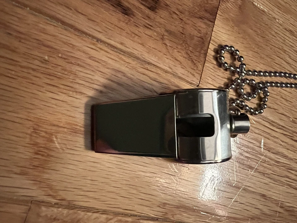 Islands Of Adventure Whistle Watch Necklace - image 4 of 4