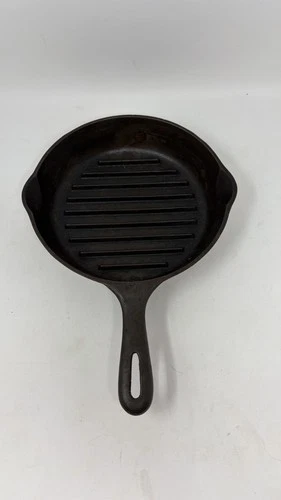 Wagner Ware Sidney -O- 1126 Round Cast Iron Skillet Grill Pan Broiler