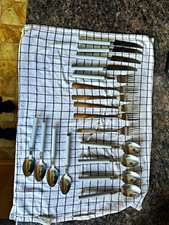 Oneida 24pc Stainless Steel Cutlery Set for 6, Glossy Silver, Dishwasher Safe