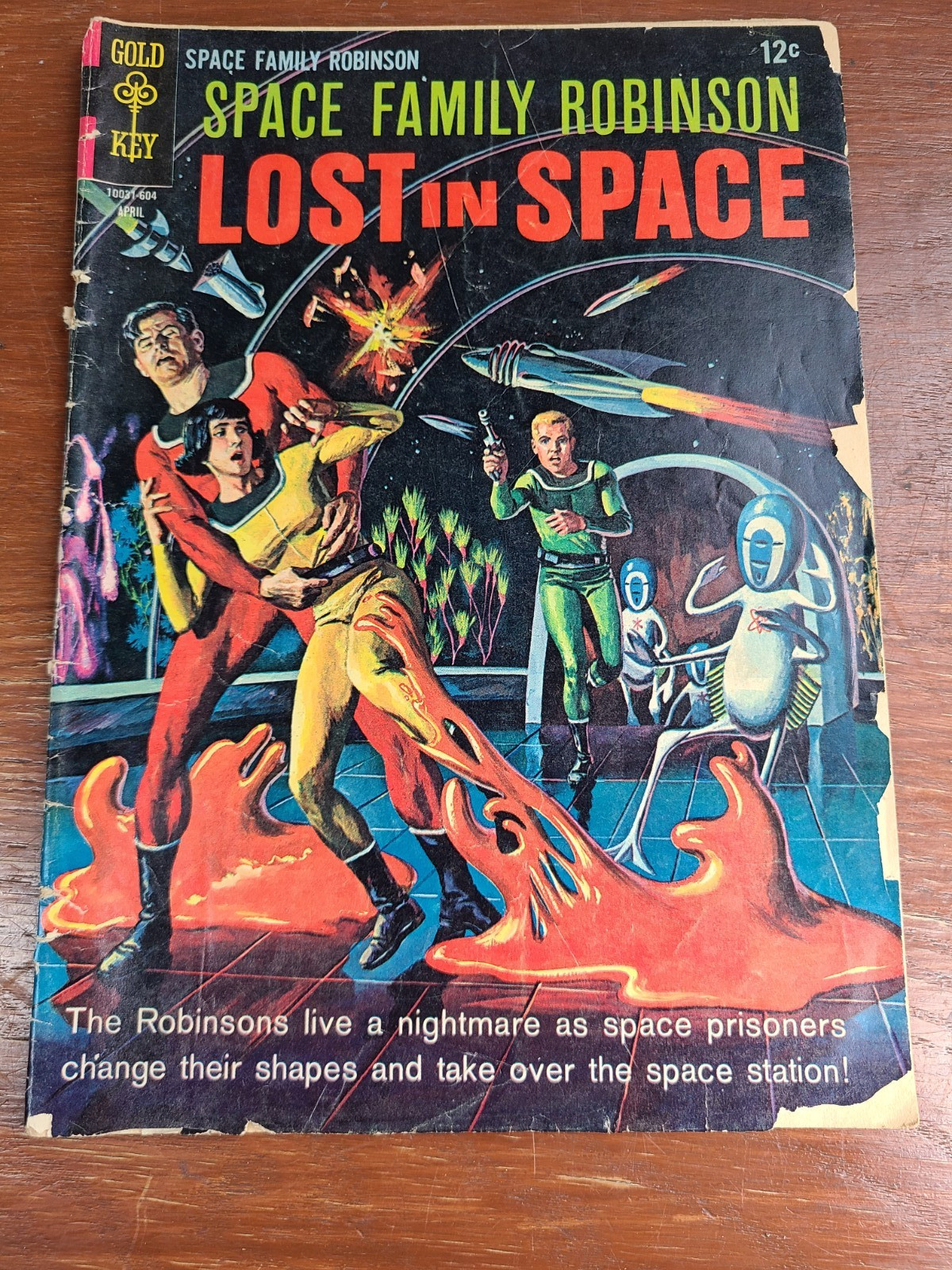 Space Family Robinson Lost in Space #16 (Gold Key Comics, 1966) Comic Book