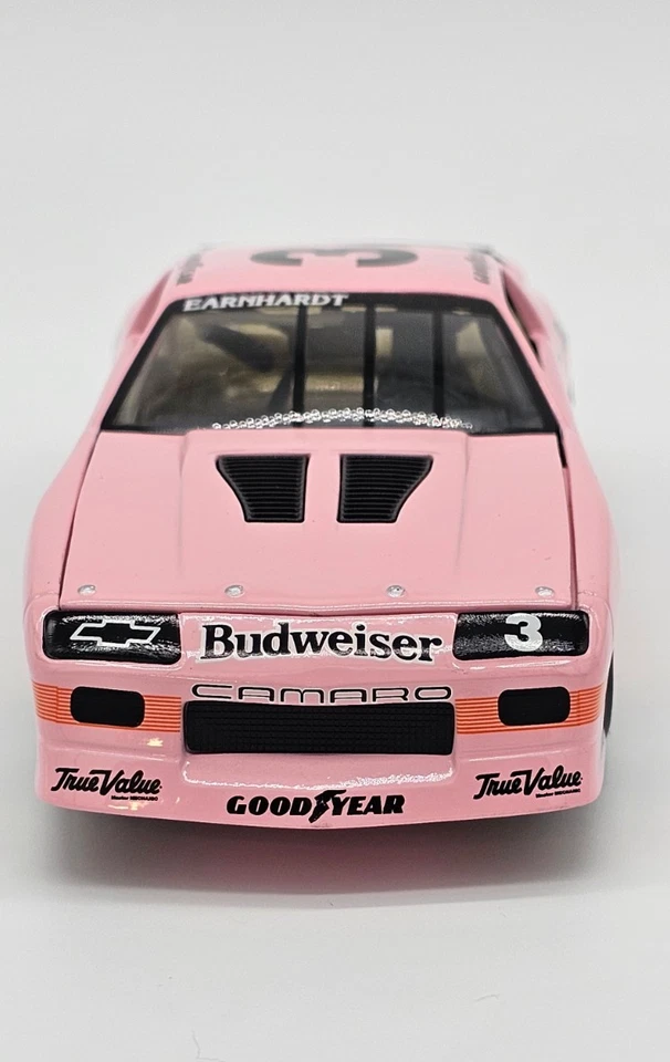 Camaro IROC Xtreme Pink 1/24 diecast Dale Earnhardt #3 Budweiser 1989 (sin caja) Foto 2 de 4