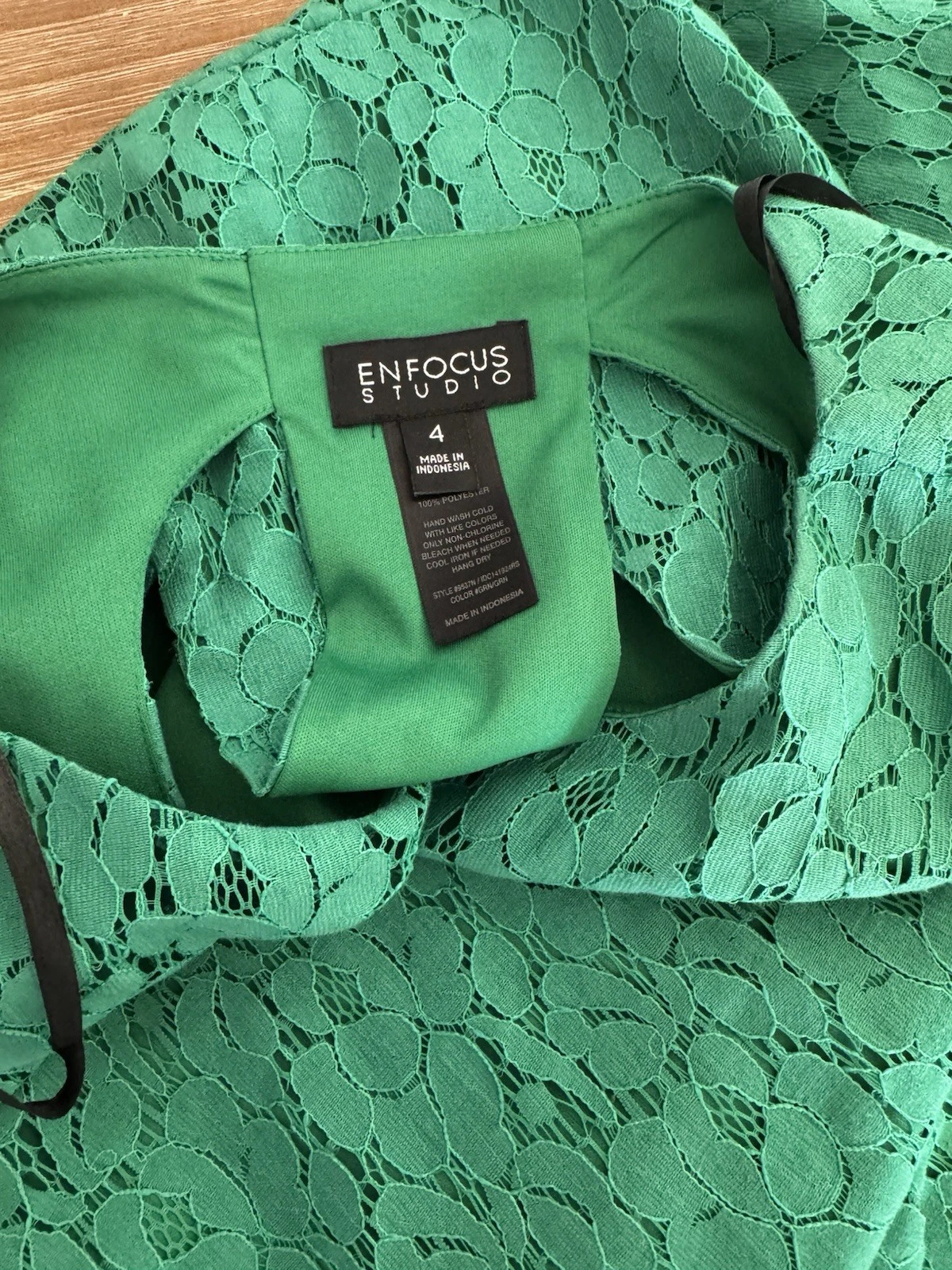 VETEMENTS Mini abito donna Enfocus Studio in pizzo verde taglia 4