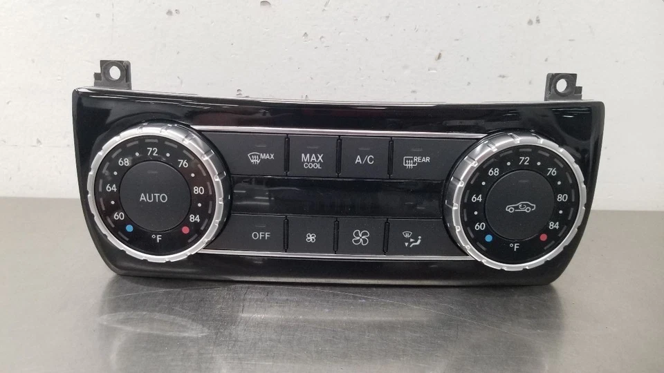 13 MERCEDES BENZ CLS63 AMG C218 TEMPERATURE HVAC CLIMATE CONTROL 2049006005 - Image 2 of 4