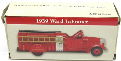 Vintage Die Cast Car Toy 1939 Ward LaFrance Fire Truck Readers Digest 1:64 Scale