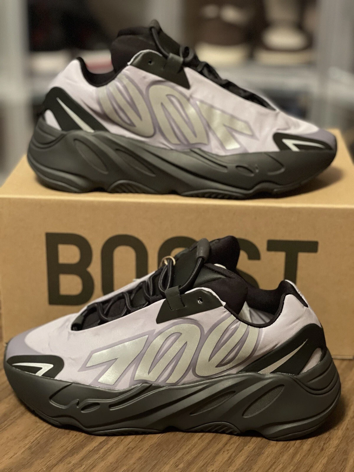 Nuovissimo ADIDAS Yeezy Boost 700 MNVN Geode Uomo US 5.5 GW9526 RARO!!